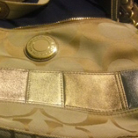 Handbag - Picture 1 of 1